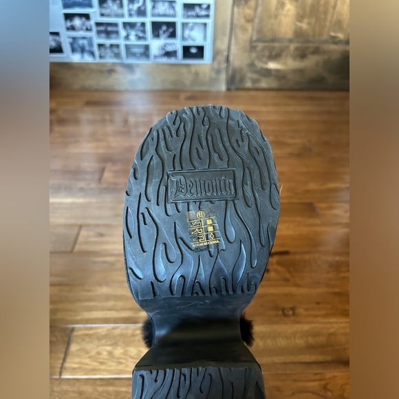 Demonia Platform Boots - Picture 4 of 4